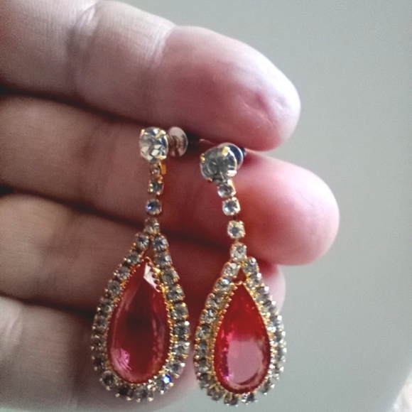 Pink Rhinestone Earrings Teardrop Pear Cut Clear Rhinestone Costume 1.5" Dangle - Picture 2 of 4